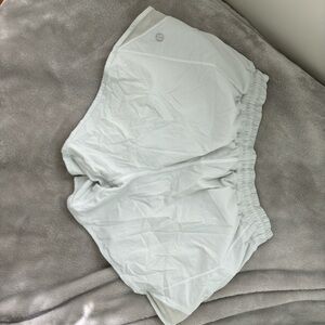 Lululemon Mid Rise Shorts Size 2 White